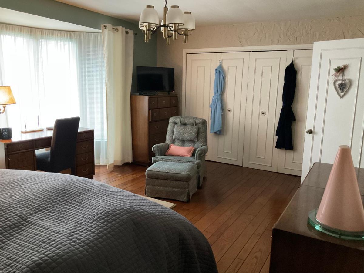 B&B Aux Deux Pignons Donnacona Экстерьер фото