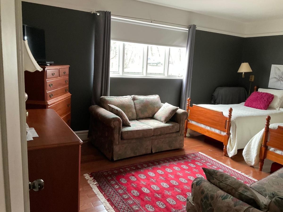 B&B Aux Deux Pignons Donnacona Экстерьер фото